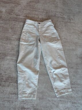NWT Ruti Classic White Ankle-Length Women’s Jeans
